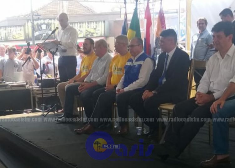 Lanzan campaña de vacunación con presencia de ministros de salud de Paraguay y Brasil