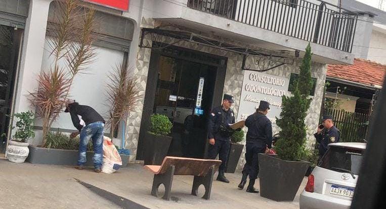 Sujetos armados interceptaron a trabajadores de encomiendas y huyeron con documentos