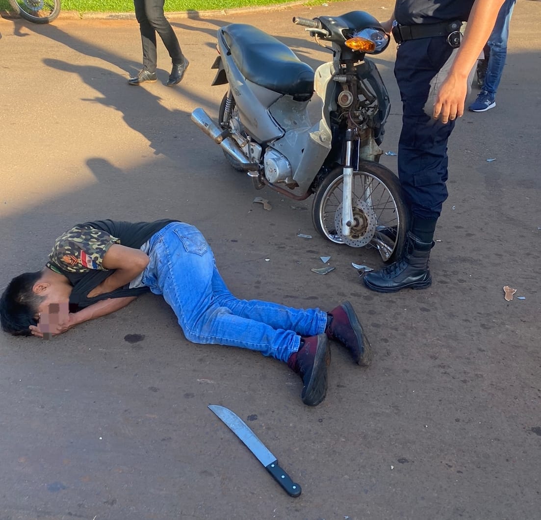 Robó una moto y en su huida sufrió accidente