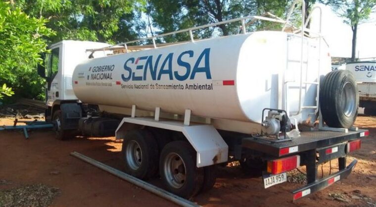 Enviarán más camiones con agua potable para abastecer el Chaco