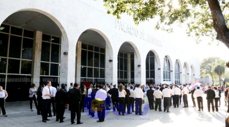 Fiscalía y Poder Judicial anuncian huelga de un mes