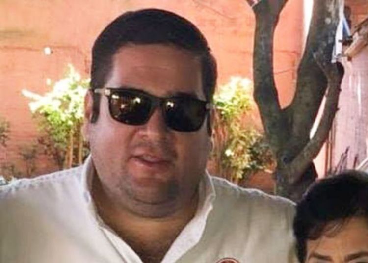 Diputado denunci ahora el "robo de chapas" y culp a su chofer