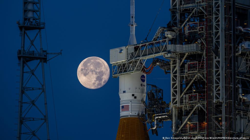El jefe de astronautas: "El programa Artemis mostrará cosas nunca vistas"