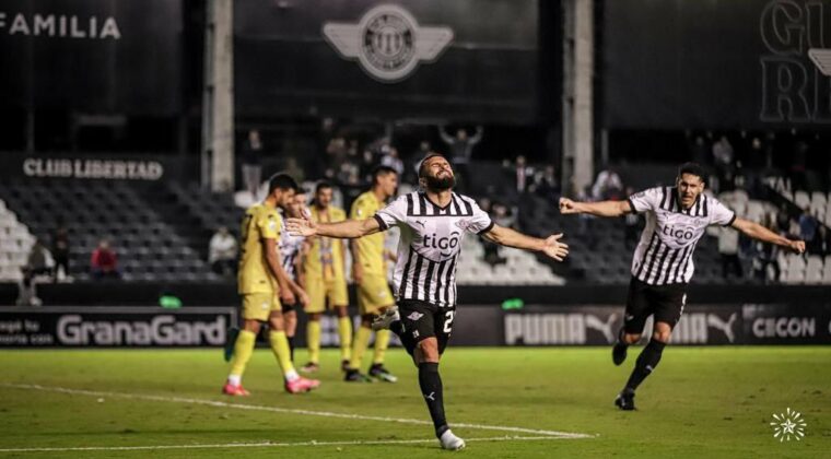 Libertad supera una exigente prueba ante Trinidense