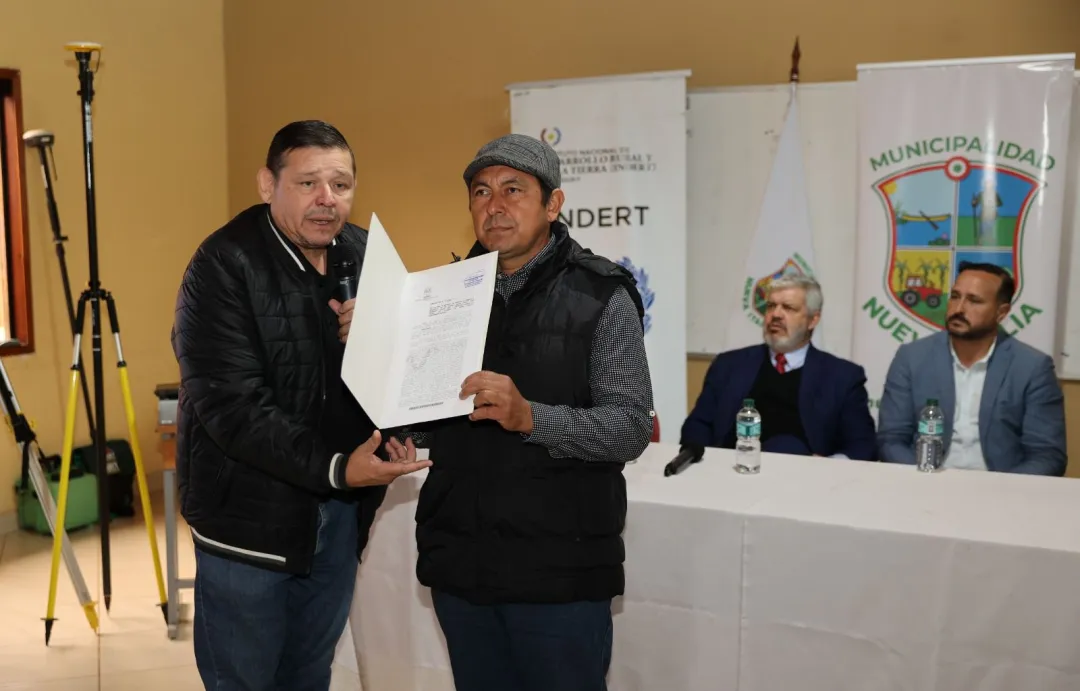 De colonia a ciudad con propiedad: titulación beneficiará a cuarta y quinta generación en Nueva Italia