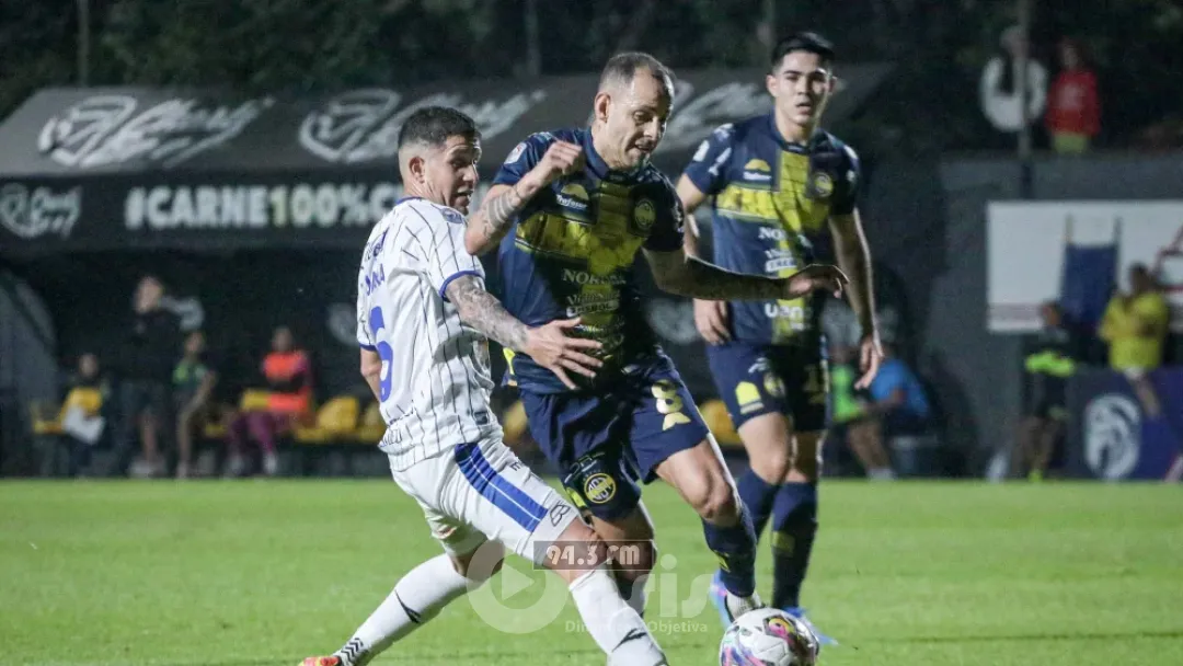 Trinidense hunde en la oscuridad a Sol