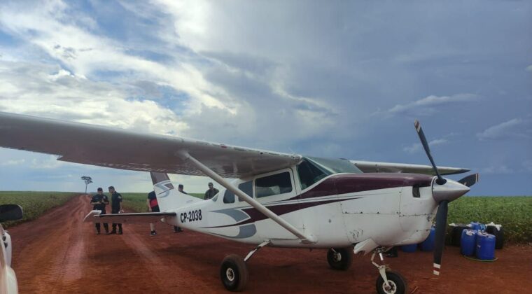 Incautan narcoavioneta e importante carga de cocaína en Hernandarias