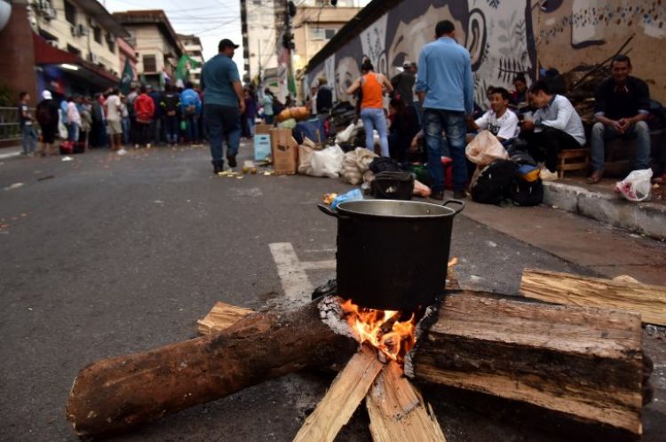 Campesinos buscan que el Gobierno cumpla acuerdo firmado en marzo