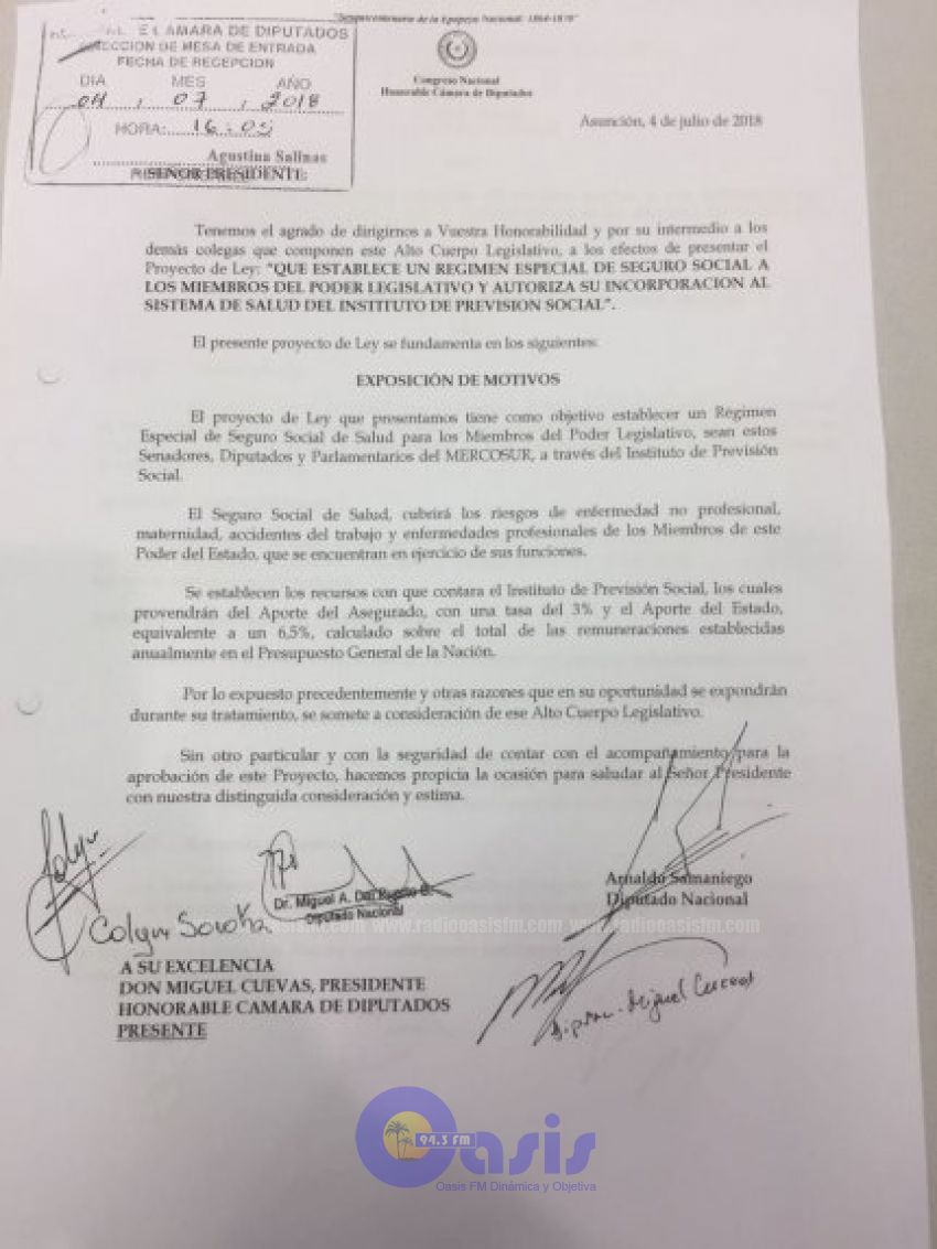 Plantean que legisladores tengan seguro del IPS