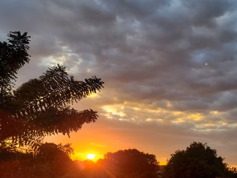 Martes trae ambiente fresco y más lluvias en esta jornada
