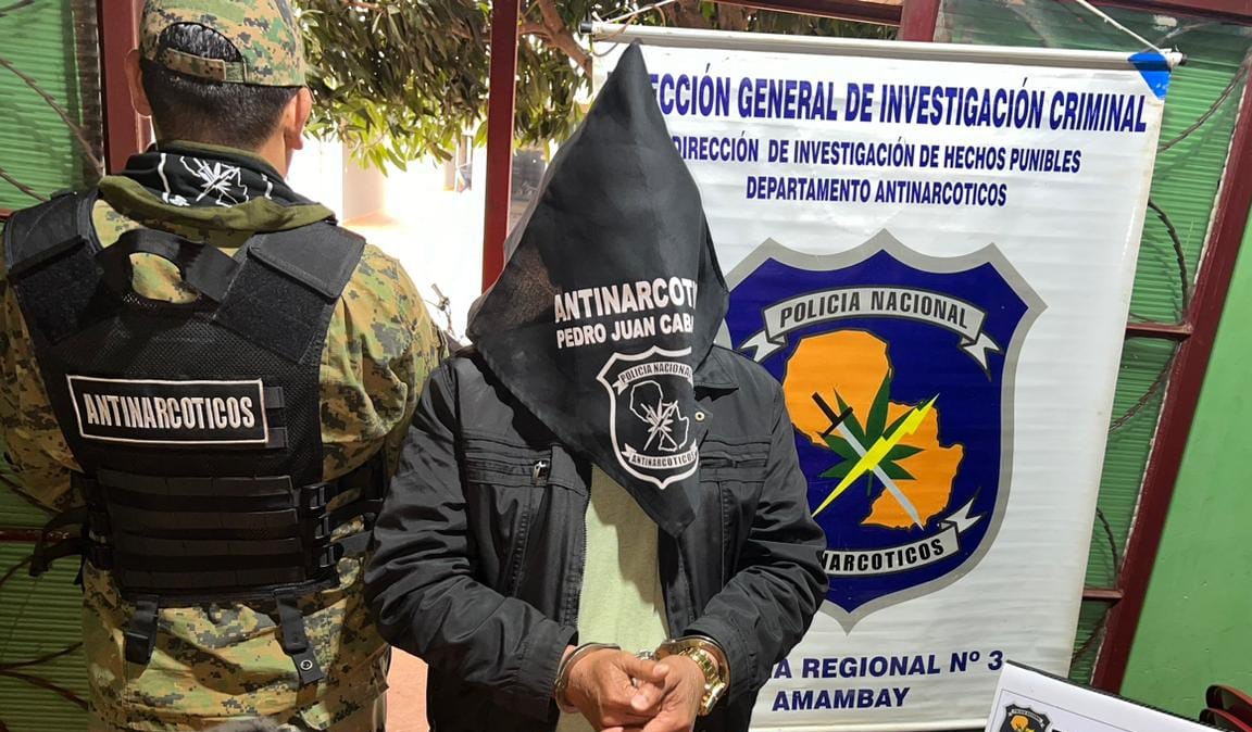 Hombre de 59 y otro de 31 años fueron aprehendidos por supuesto microtráfico