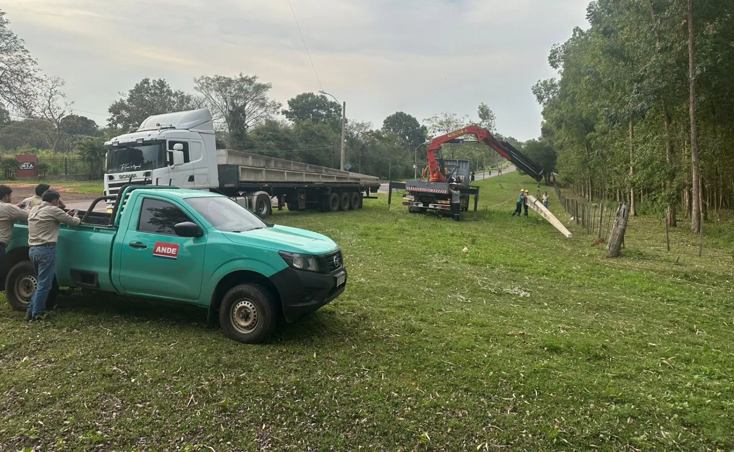 Construcción de alimentador de 23.000 voltios beneficiará a comunidades de Paraguarí