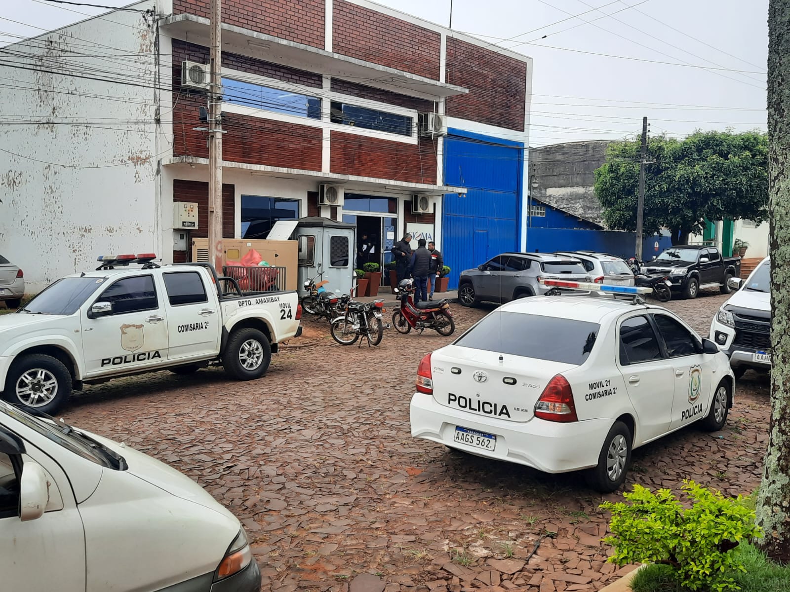 Se hicieron pasar por clientes pero terminaron por asaltar una importadora