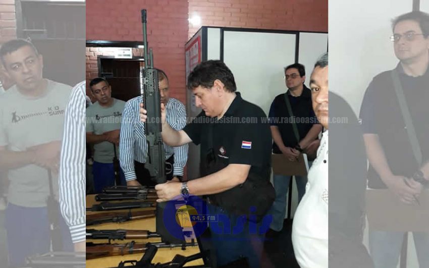 Buscan identificar a responsables del robo de 42 fusiles de la Policía