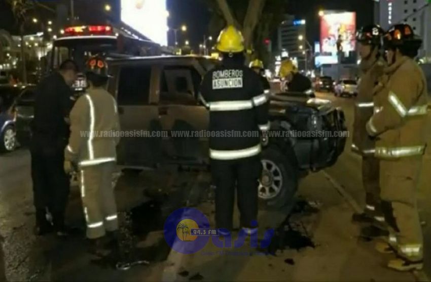 Policía protagoniza accidente de tránsito en Asunción