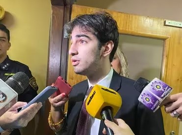 Renunció “Tratito”, Alejandro Ovelar, hijo del senador Beto Ovelar, a su cargo en la Cámara de Diputados
