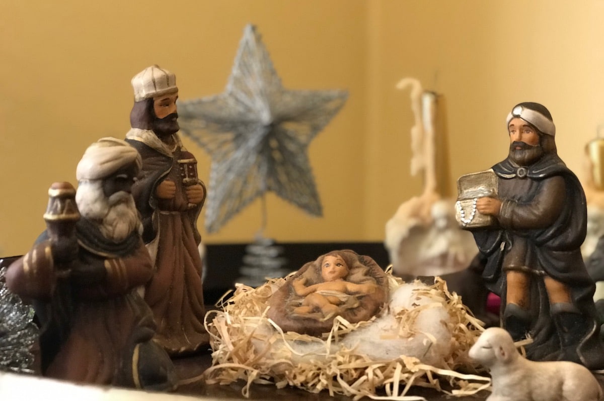 ¿Cómo surge la tradición de celebrar la llegada de los Reyes Magos?