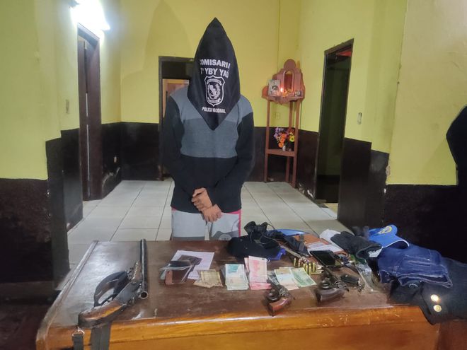 Policías se enfrentan a supuestos ladrones en Yby Yaú