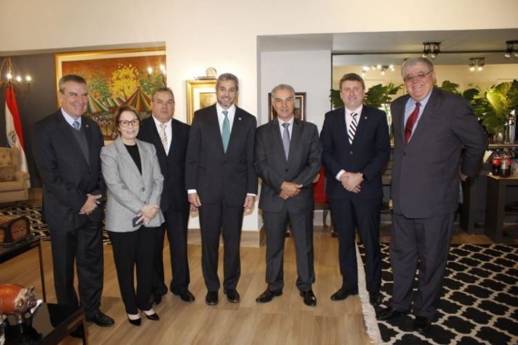 Paraguay y Mato Grosso acuerdan fortalecer integración vial y productiva