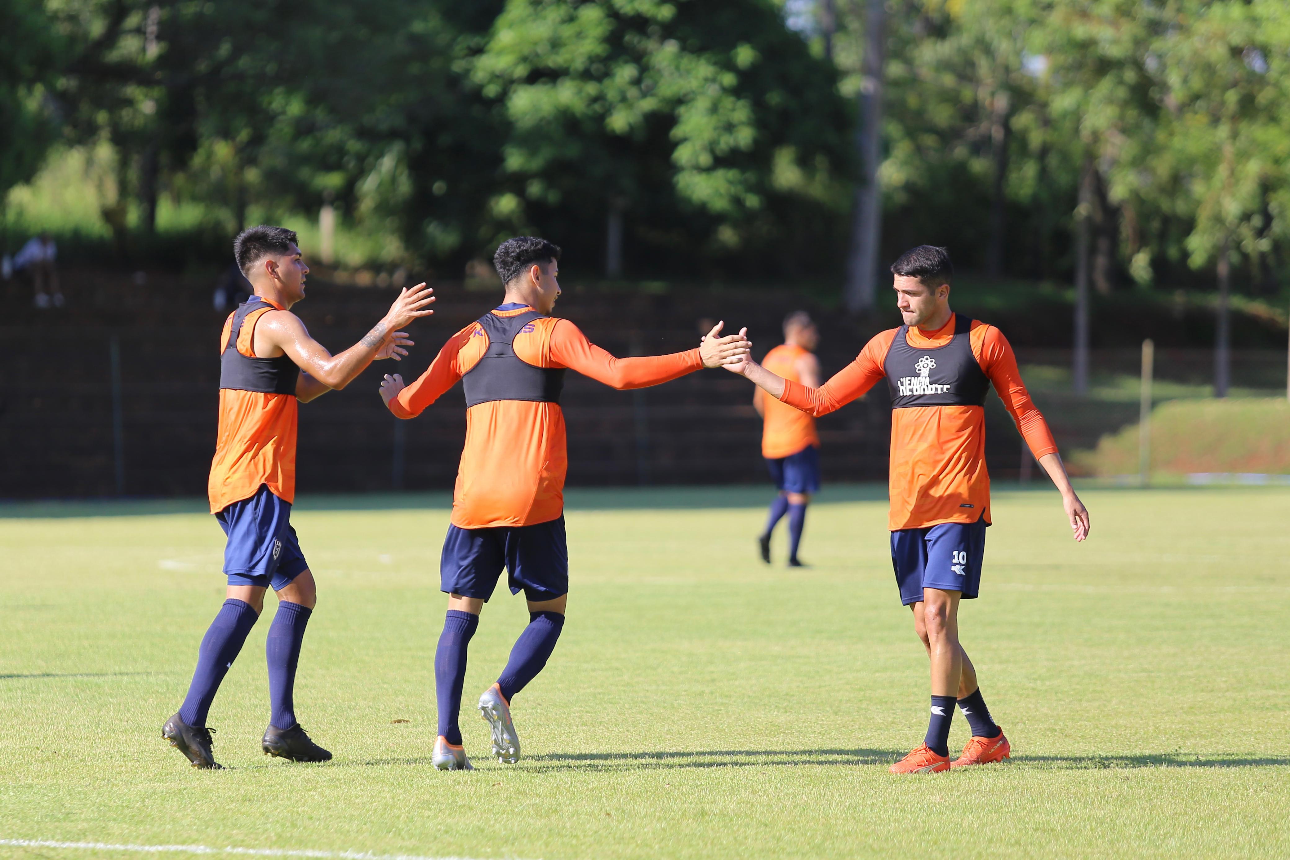 2 de Mayo triunfa en su primer amistoso ante Tacuary FC