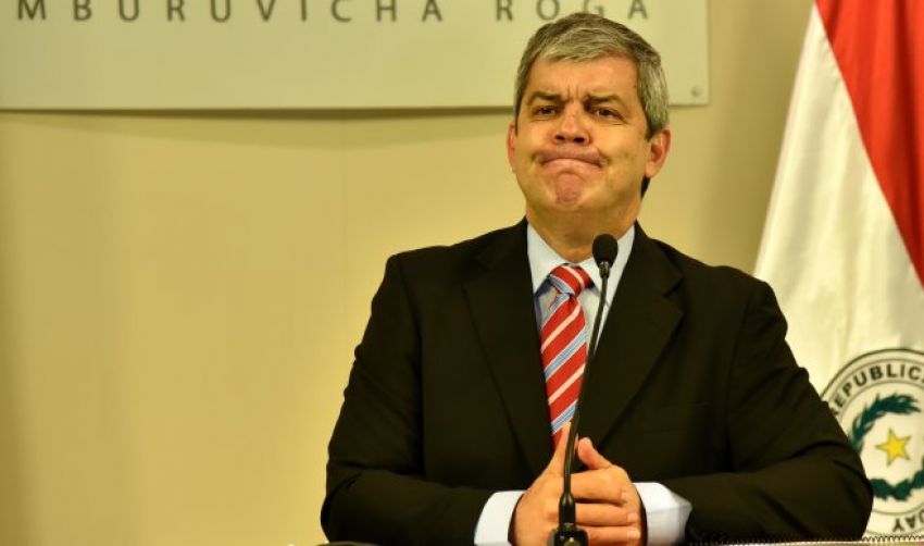 Riera admite que es necesario un cambio en el sistema educativo