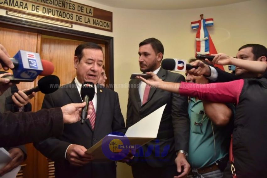 Por falta de tiempo Diputados no entregan lista de funcionarios