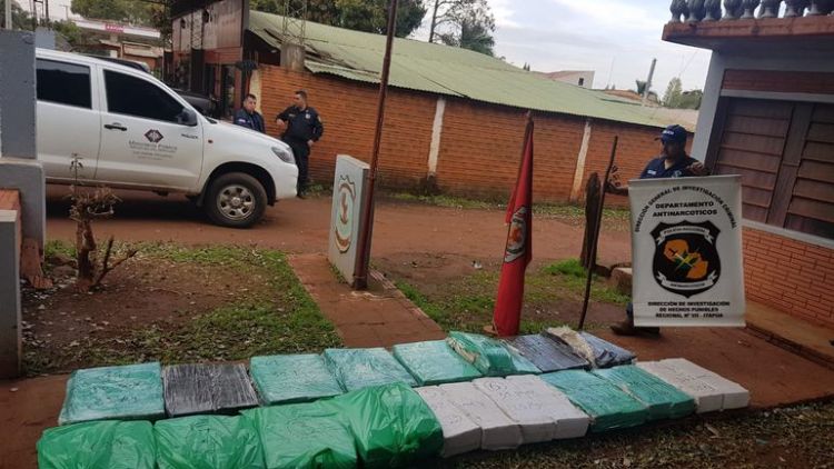 Incautan más de 380 kilos de marihuana en Capitán Meza
