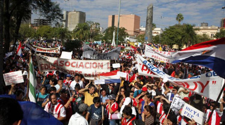 Docentes anuncian huelga general