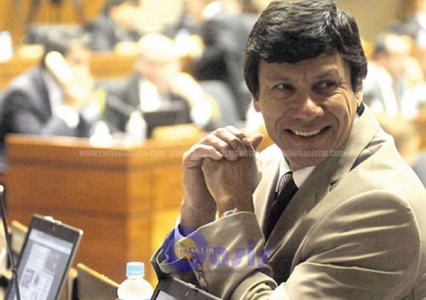 Diputado no apoyará pérdida de investidura de Ibáñez por "amistad"