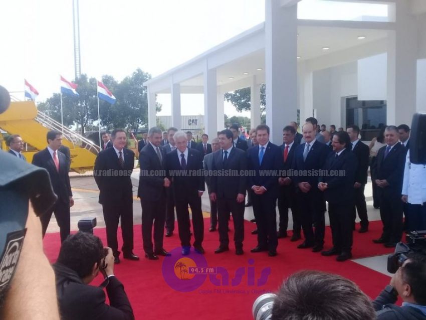 Abdo viaja a Brasil con presidente de Chile