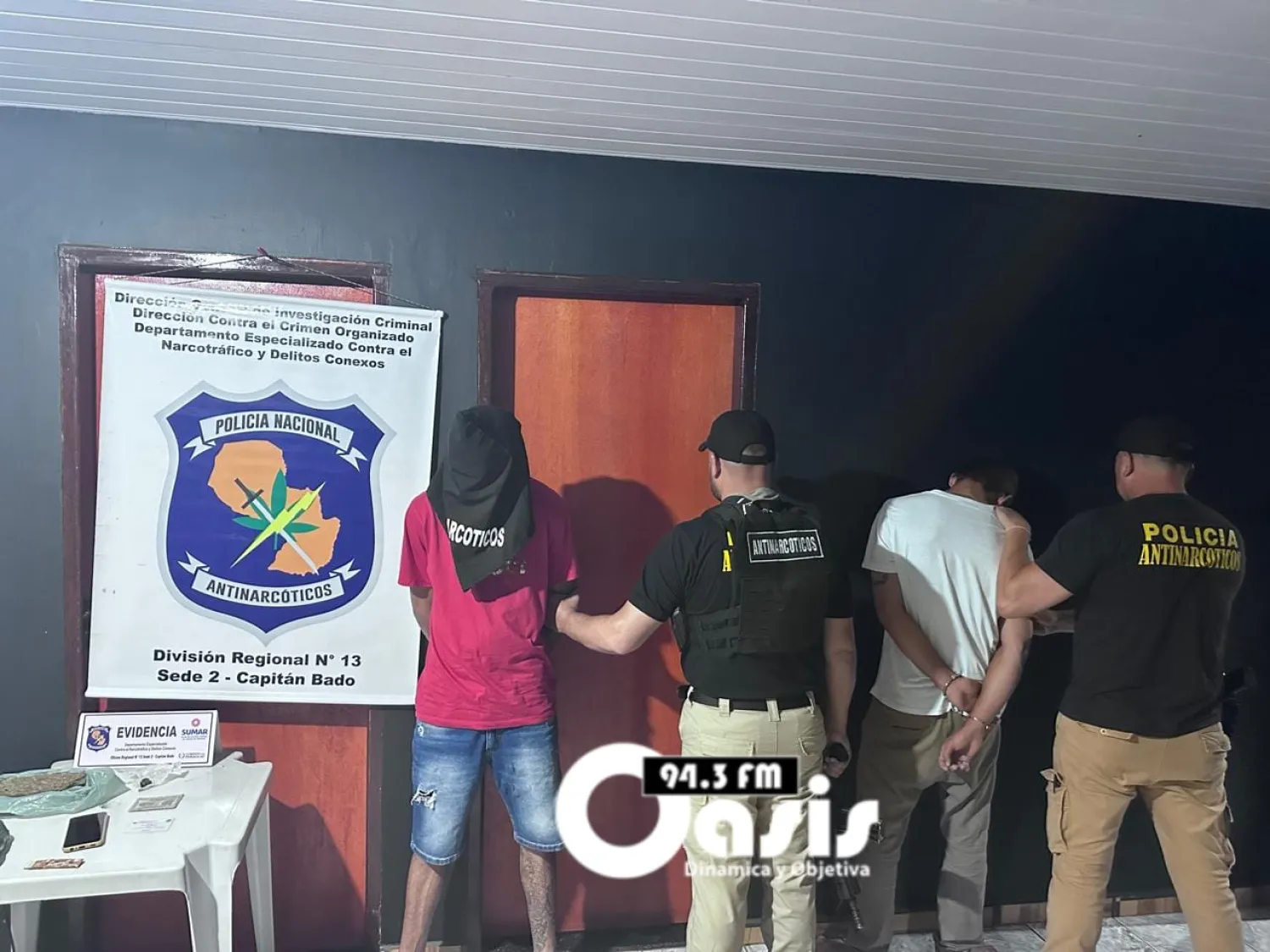 Antinarcóticos detienen a peligrosos miembros del Comando Vermelho en Capitán Bado