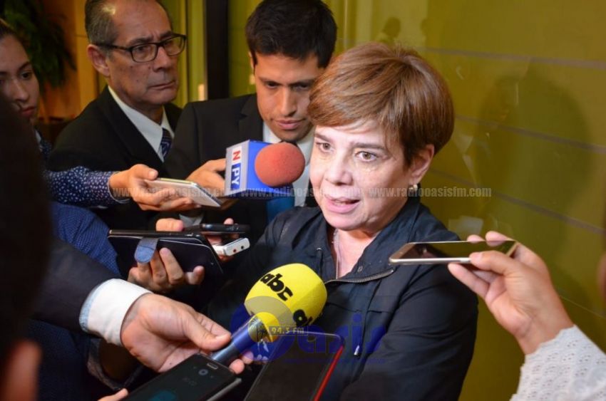 Piden desafuero de Desirée Masi