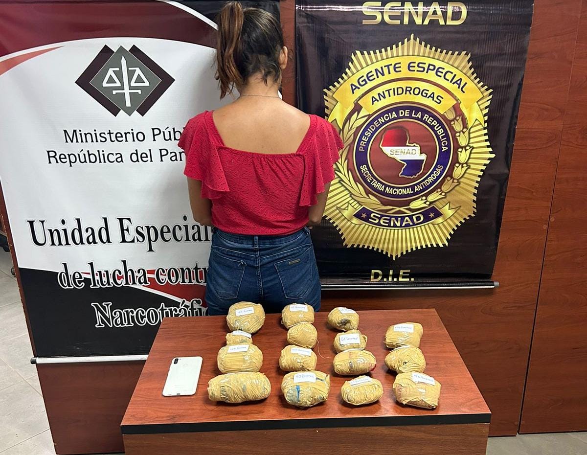 Joven de 18 años fue aprehendida por agentes de la SENAD