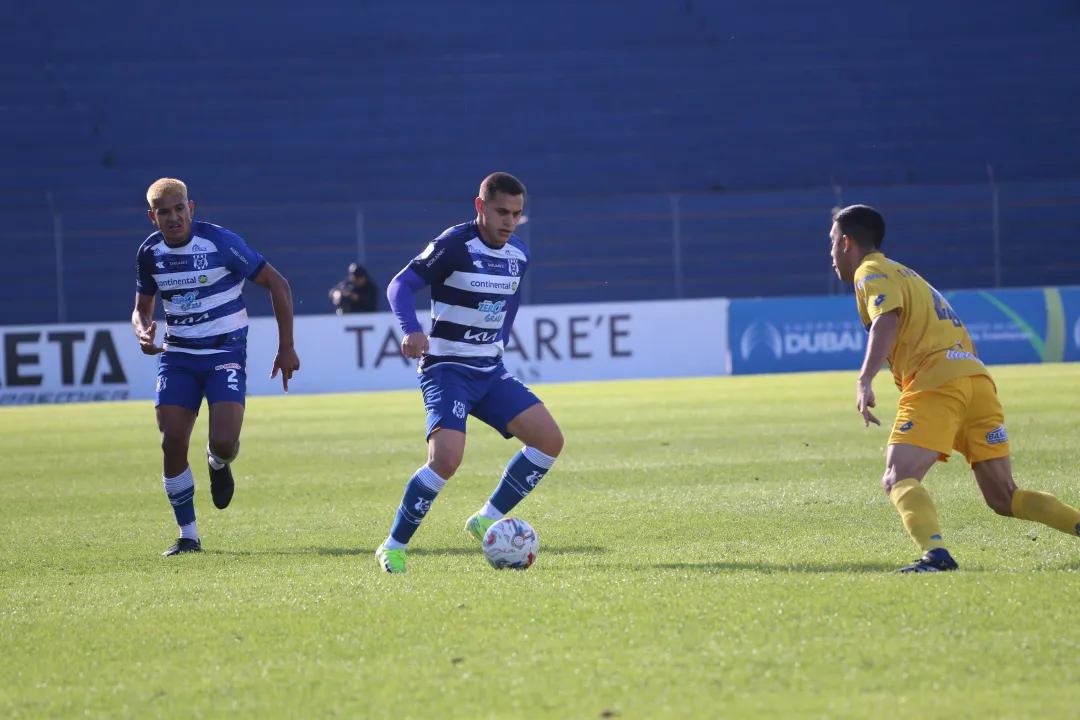 Victoria de visitante: Sportivo Trinidense supera 0-2 al 2 de Mayo