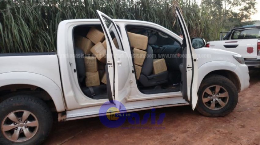 Incautan camioneta con panes de marihuana en Curuguaty