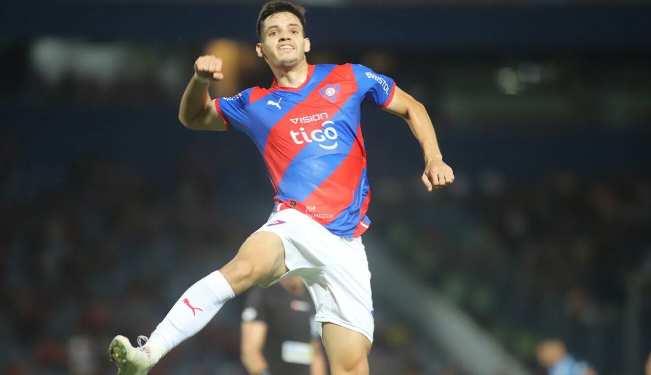 Cerro Porteño cumple y se mantiene a nueve de Libertad