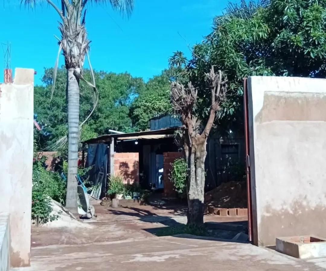 Delincuentes desmantelan vivienda tras ausencia de propietarios