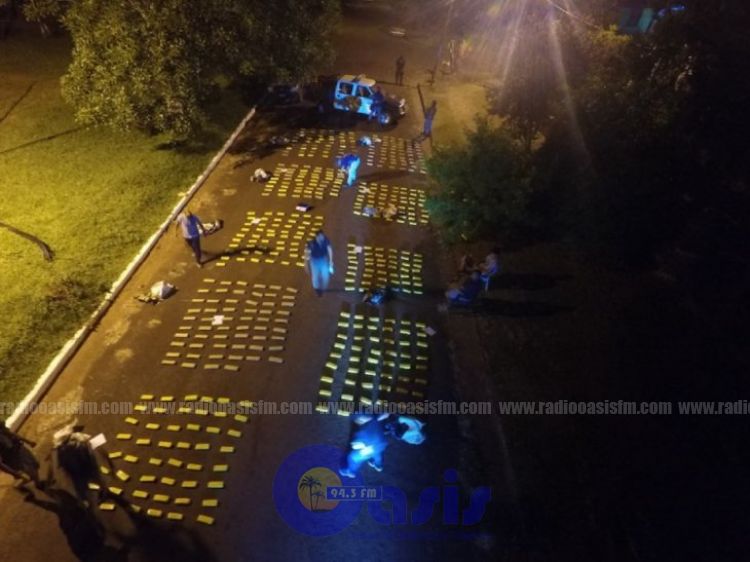 Incautan 250 kilos de marihuana que trasladaban de Paraguay hacia Argentina
