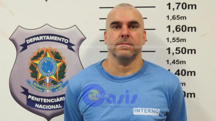 Piloto estará aislado casi un mes