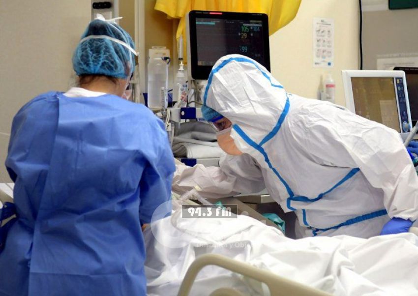 Sistema público sin respiradores disponibles para pacientes críticos por Covid-19