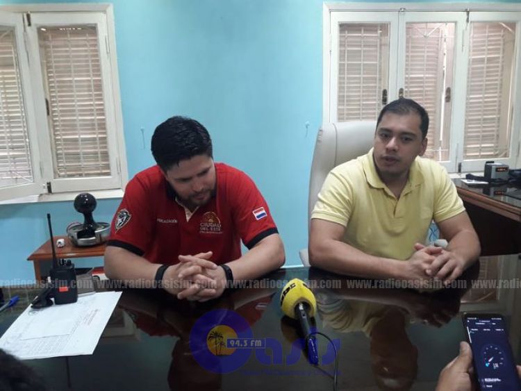 Suspenden a tres funcionarios por la agresión al concejal Kelembu