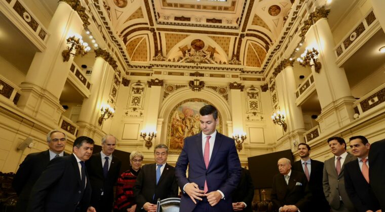 Peña en Chile: “Paraguay es el escenario económico y estable más atractivo de la región”