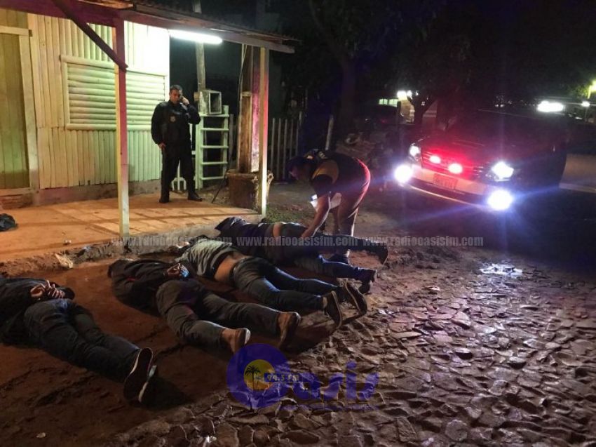 Tras persecución quedaron detenidos 4 hombres con antecedentes