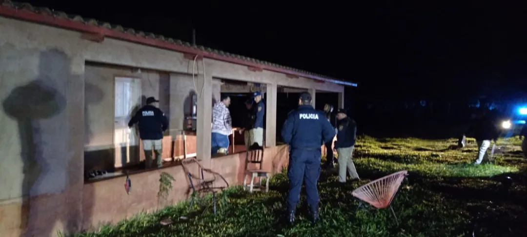 En Capitán Bado allanan establecimiento rural e incautan arma de fuego