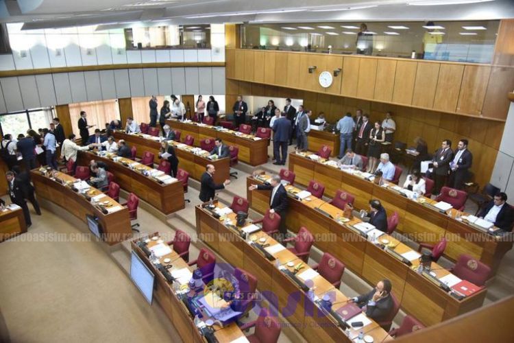 Senado se ratifica en dar subsidio a huérfanos en casos de feminicidio