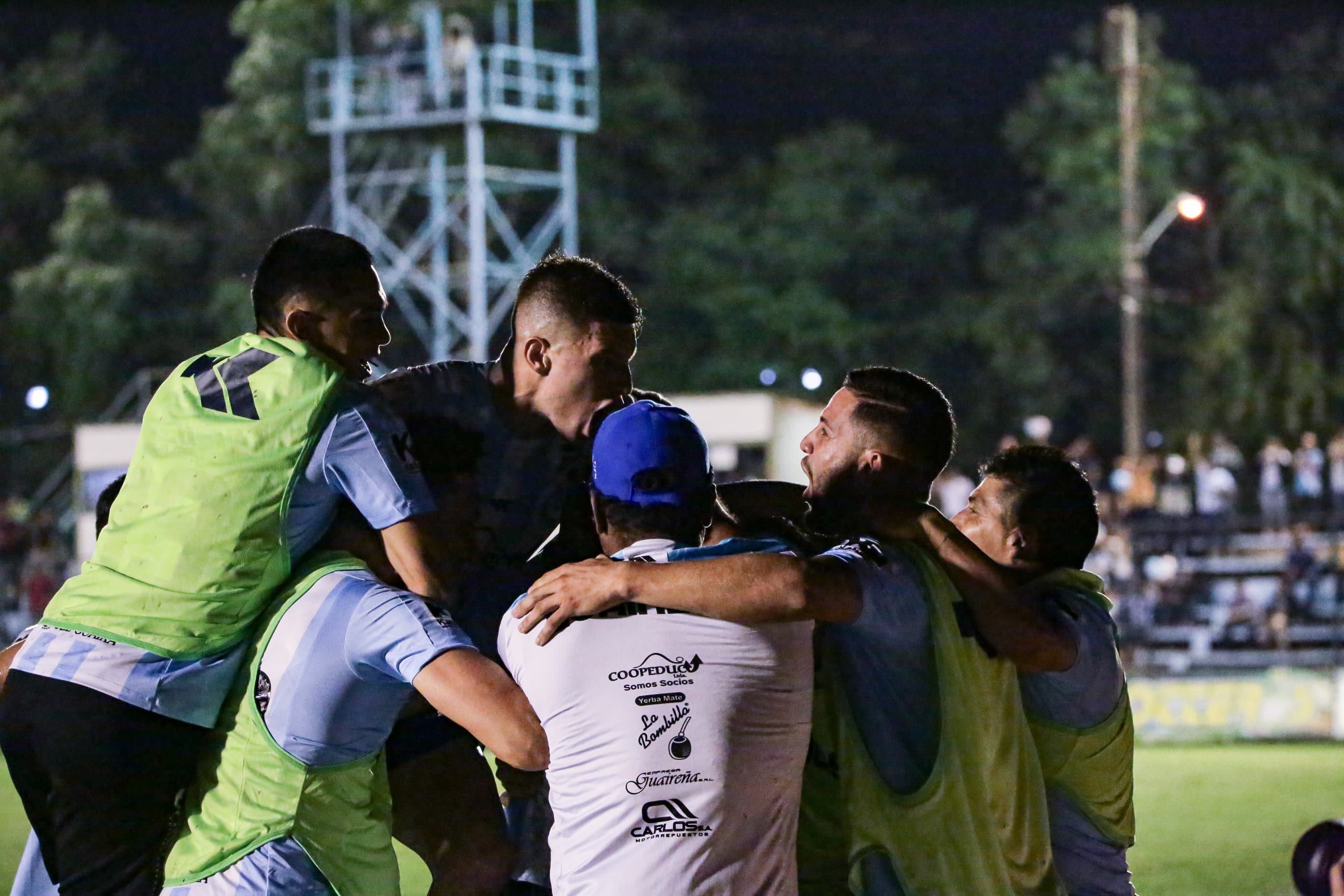 Guaireña golea a Resistencia y depende de sí mismo para salvarse