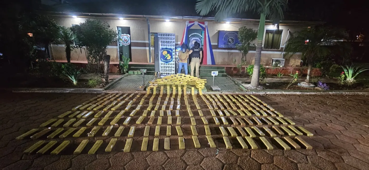 Cae importante cargamento de marihuana durante allanamiento en Pedro Juan