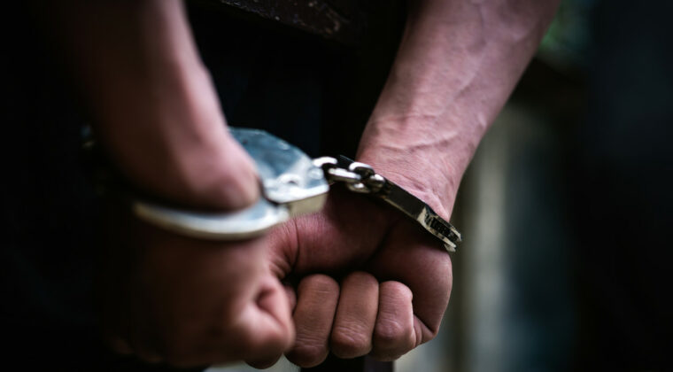 Hombre en España simula su secuestro para extorsionar a su madre