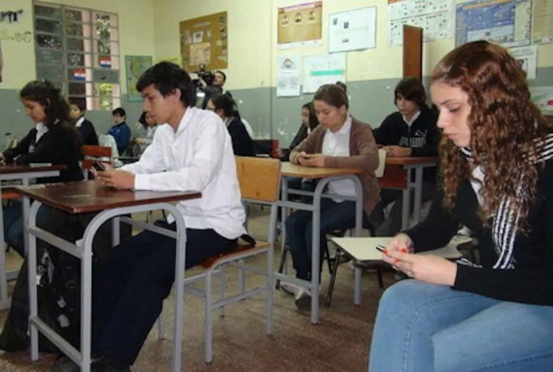 Cursos gratuitos en línea siguen disponibles hasta octubre para estudiantes de secundaria