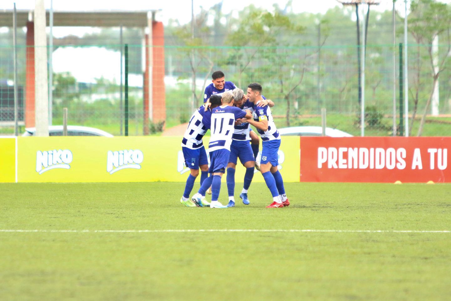 El 2 de Mayo le pegó tremendo baile al Deportivo Recoleta